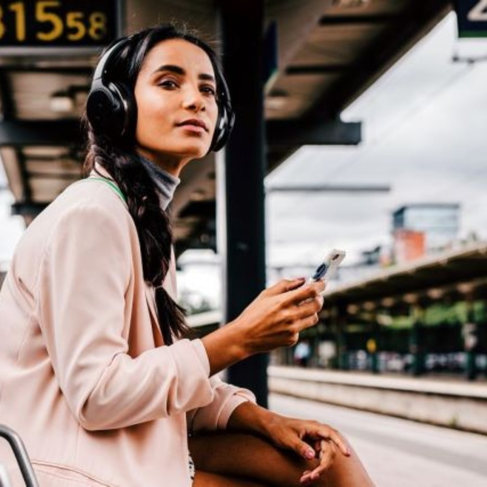 Sennheiser HD 598 Headphones - Picture 2 of 7